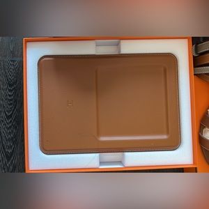 Brand new authentic hermes tray wireless charging